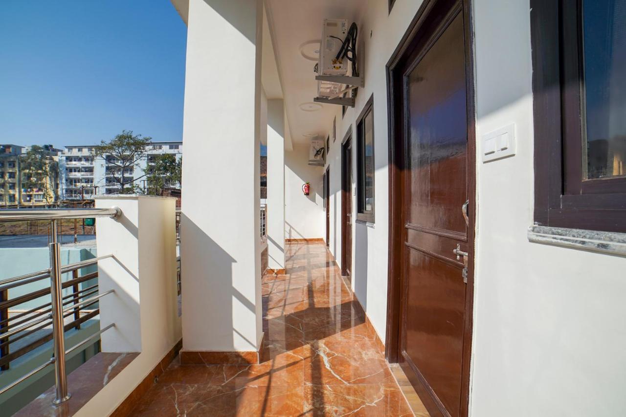Oyo 67163 Anantham Residency Hotel Narendra Nagar Zewnętrze zdjęcie
