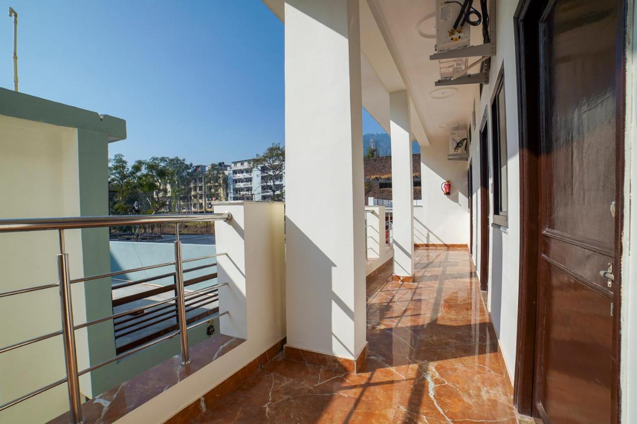 Oyo 67163 Anantham Residency Hotel Narendra Nagar Zewnętrze zdjęcie